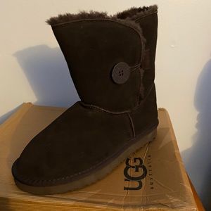 COPY - Ugh Australia Bailey button